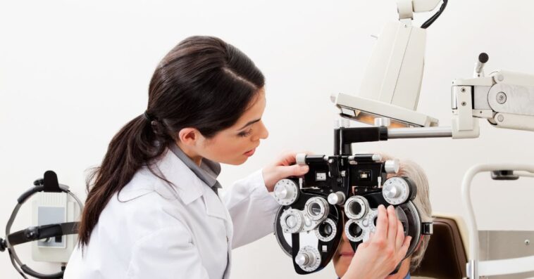 Optometrist